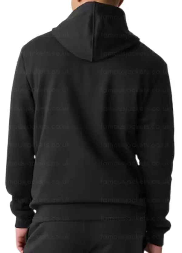 gap-black-pullover-hoodie.webp