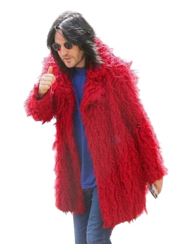 noel-fielding-red-coat.jpg