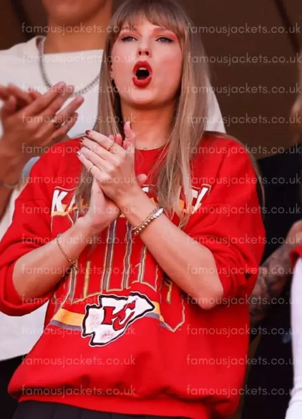 taylor-swift-chiefs-sweatshirt.webp