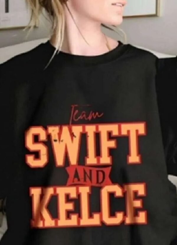 nfl-swift-klace-sweatshirt.jpg