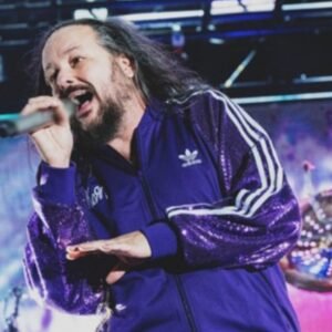 jonathan-davis-tracksuit.jpg