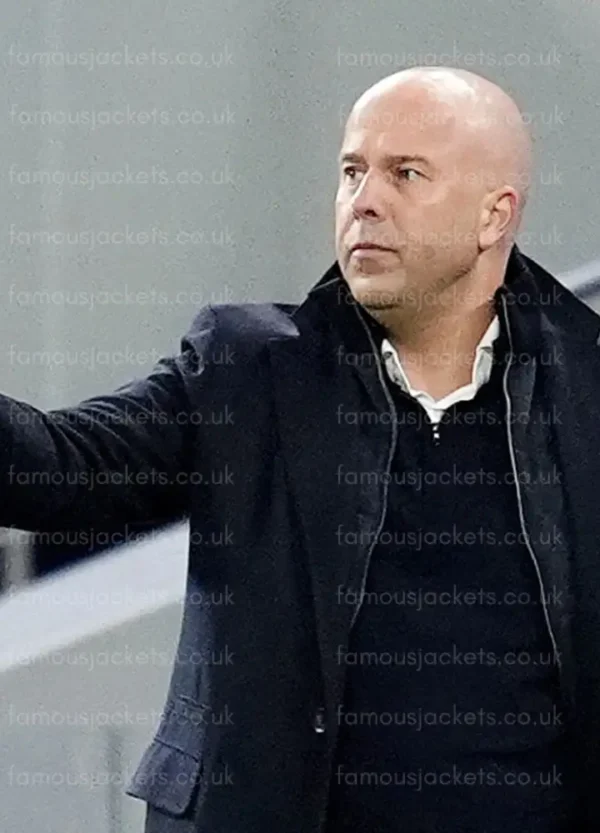 arne-slot-black-long-coat.webp