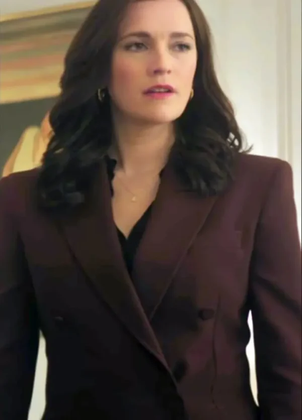 charlotte-ritchie-maroon-blazer-2.webp