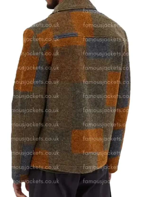 jeremy-allen-the-bear-jacket.webp