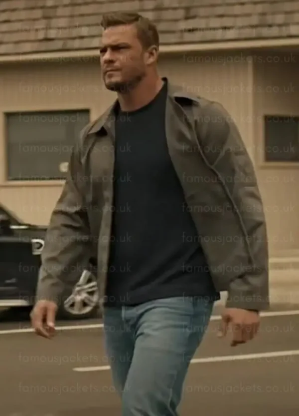 reacher-s2-jack-reacher-gray-jacket.webp