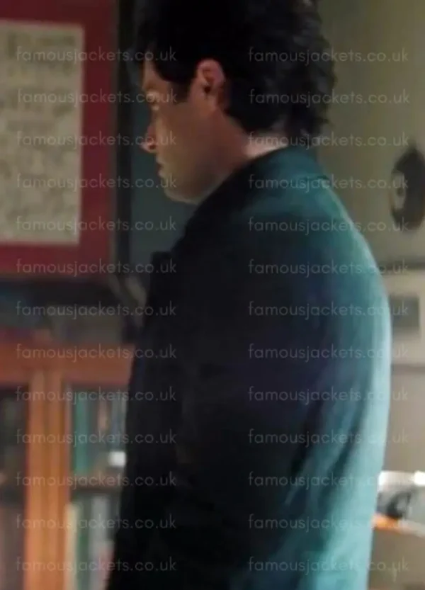 you-s05-green-jacket.webp