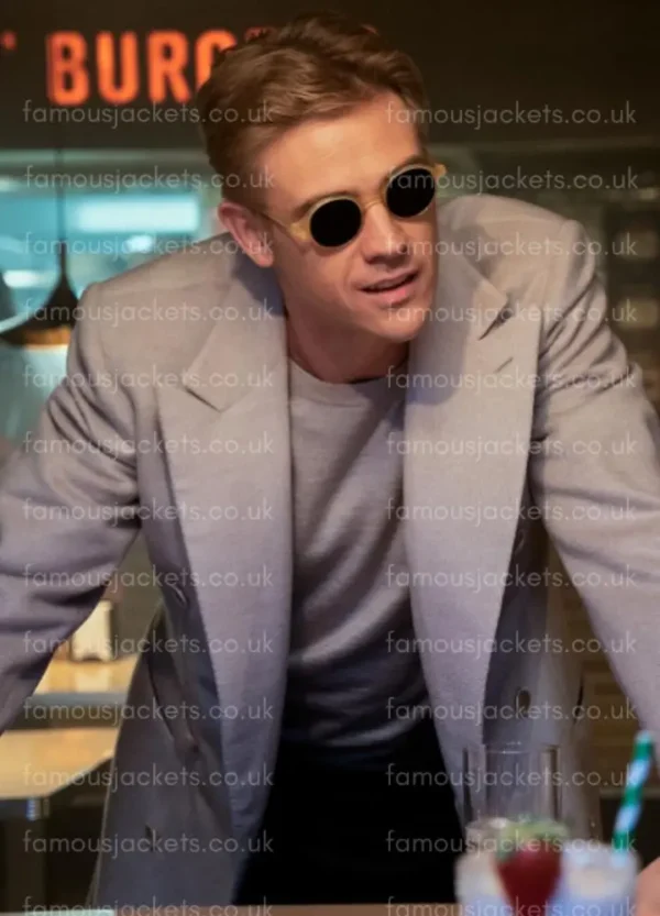 corinthian-the-sandman-2022-coat.webp