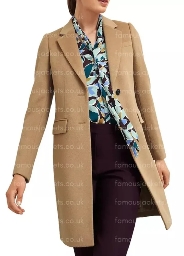 elizabeth-tulloch-tan-coat.webp