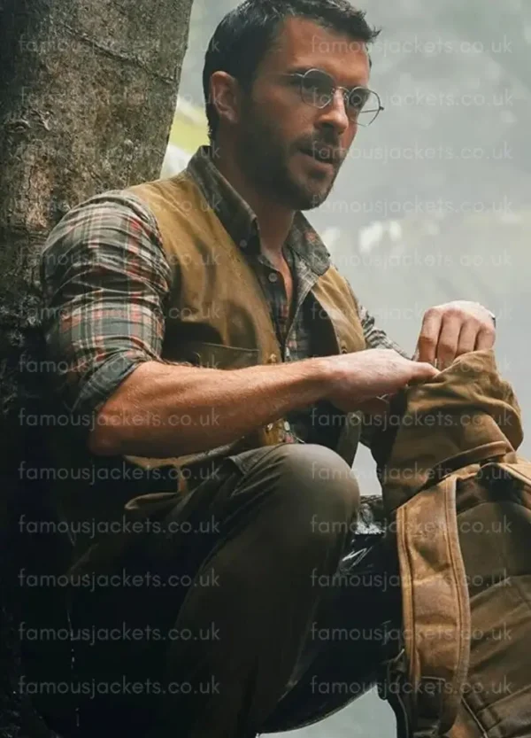jurassic-world-rebirth-2025-vest.webp