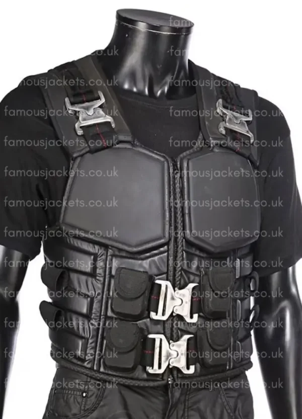 wesley-snipes-black-vest.webp
