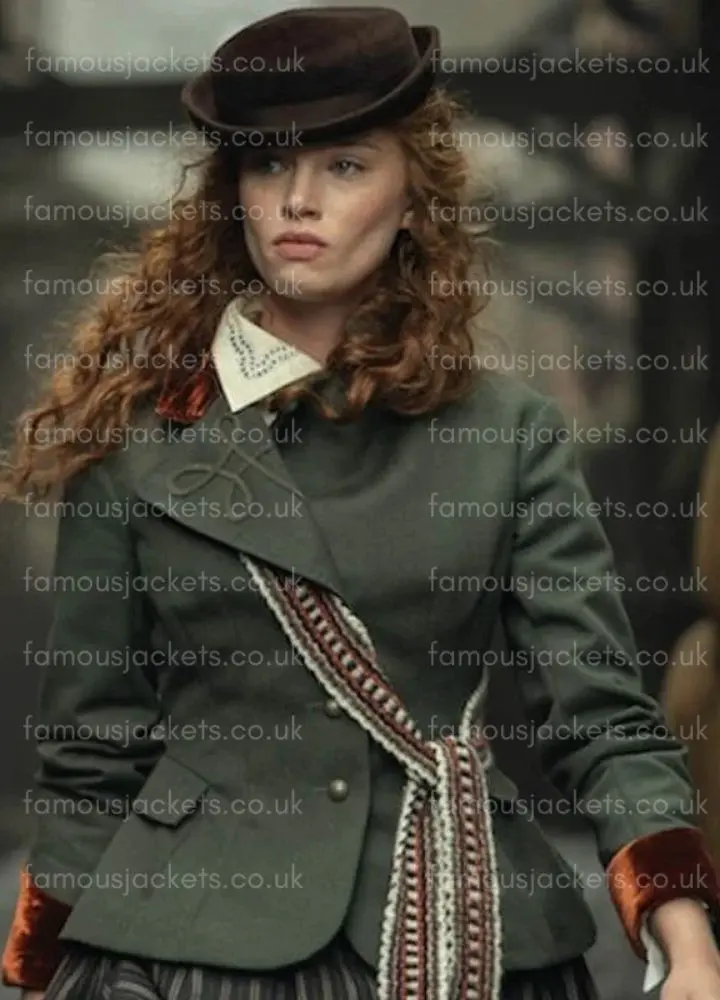 niamh-mccormack-green-blazer - Famous Jackets niamh-mccormack-green-blazer.webp