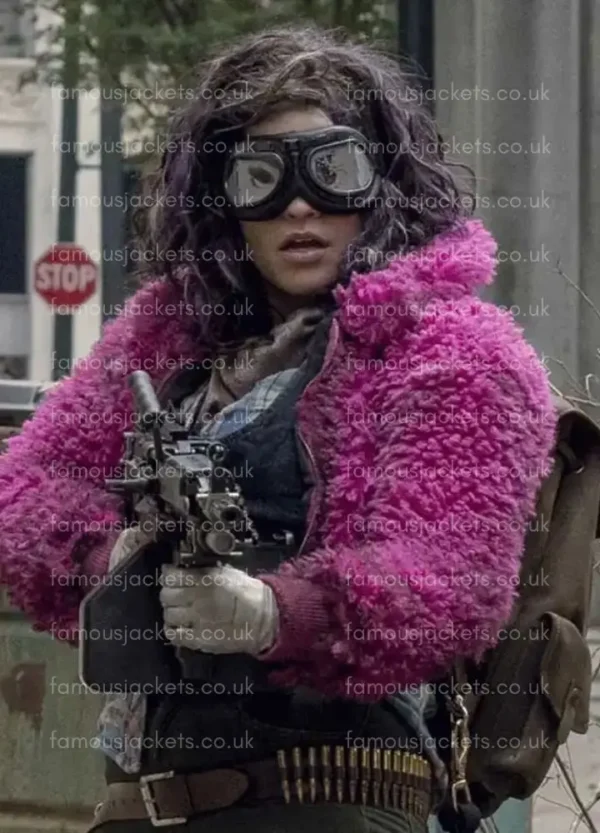 paola-lázaro-pink-jacket - Famous Jackets paola-lazaro-pink-jacket.webp