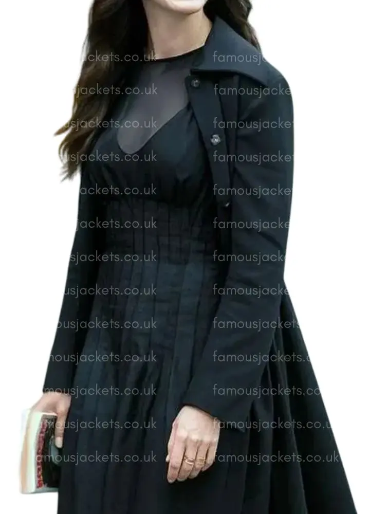 anne-hathaway-black-coat - Famous Jackets anne-hathaway-black-coat.webp