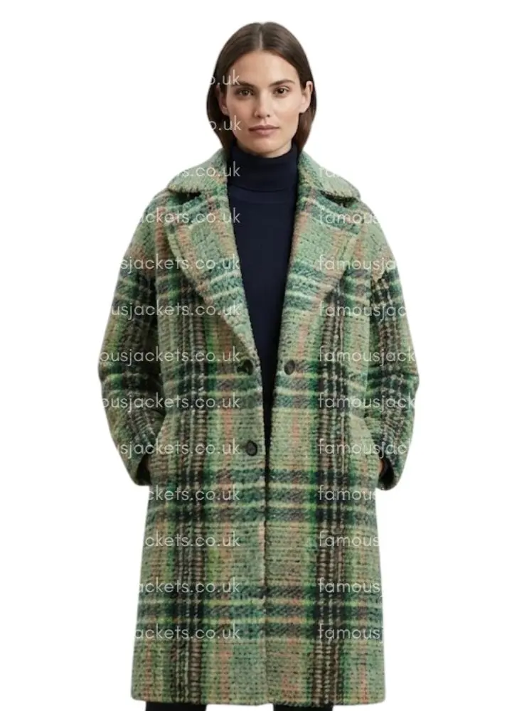 lucy-lambert-plaid-coat - Famous Jackets lucy-lambert-plaid-coat.webp